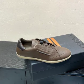 Zegna বাদামী চামড়া Toggle-Closure লোফার
