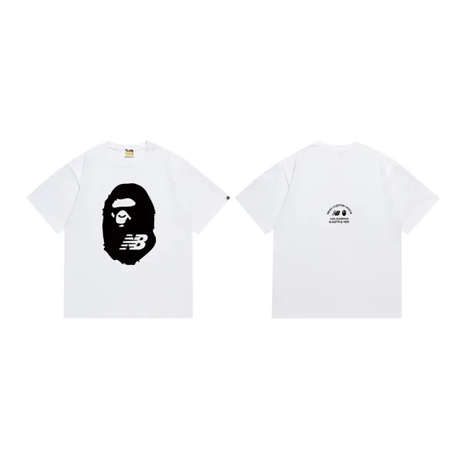 A Bathing Ape x New Balance एप हेड ग्राफिक टी-शर्ट 3