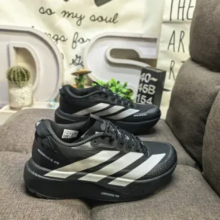 Adidas Adizero Evo Slatr Chaussures de course noires et blanches