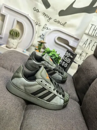 Adidas Army Green Black Shell-Toe Three-Stripe Side Lifestyle Sneakers 9