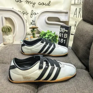 Adidas Beige Black Laceless Strap Closure Quilted Upper Lifestyle Sneakers