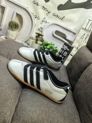 Adidas Beige Black Laceless Strap Closure Quilted Upper Lifestyle Sneakers 7