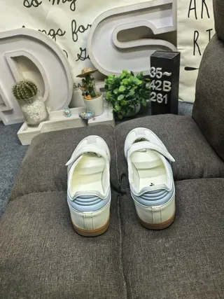 Adidas Beige Blue Laceless Velcro Strap Three-Stripe Side Panel Lifestyle Sneakers 8