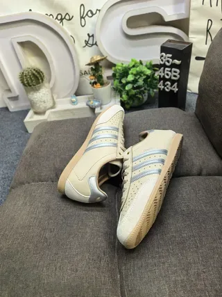 Adidas Beige Silver Low-Top Perforated Toe Lifestyle Sneakers 6