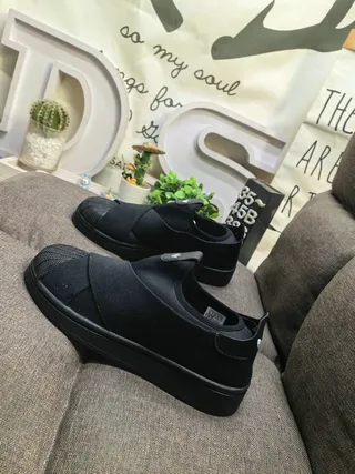 Adidas Black Slip-On Elastic Strap Lifestyle Sneakers 7