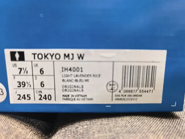 Adidas Chaussures Lifestyle Noires Blanches Sans Lacets Fermeture par Sangle Trois Bandes 2