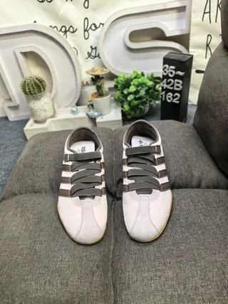 Adidas Chaussures Lifestyle Noires Blanches Sans Lacets Fermeture par Sangle Trois Bandes 20