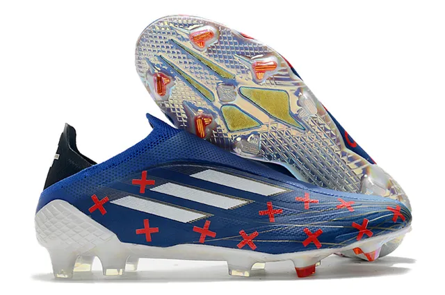 Adidas Chaussures de football bleu rose semelle holographique iridescente upper sock-fit coupe basse terrain ferme 8