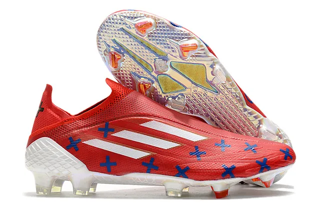 Adidas Chaussures de football bleu rose semelle holographique iridescente upper sock-fit coupe basse terrain ferme 9