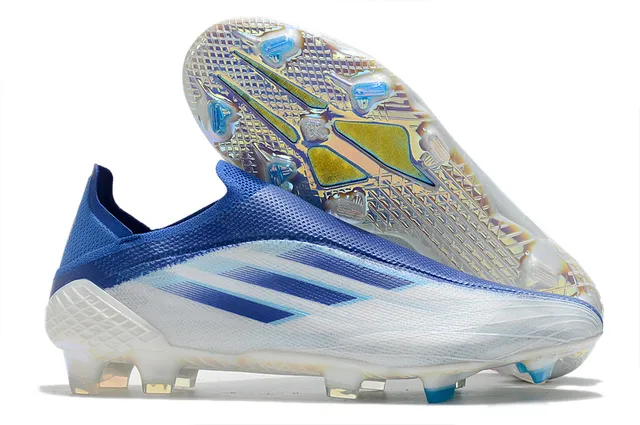Adidas Chaussures de football bleu rose semelle holographique iridescente upper sock-fit coupe basse terrain ferme 14