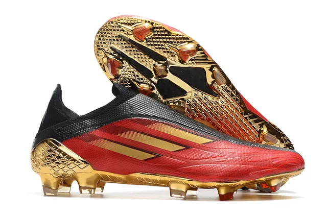 Adidas Chaussures de football bleu rose semelle holographique iridescente upper sock-fit coupe basse terrain ferme 15