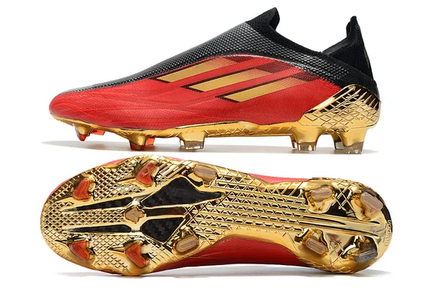 Adidas Chaussures de football bleu rose semelle holographique iridescente upper sock-fit coupe basse terrain ferme 16