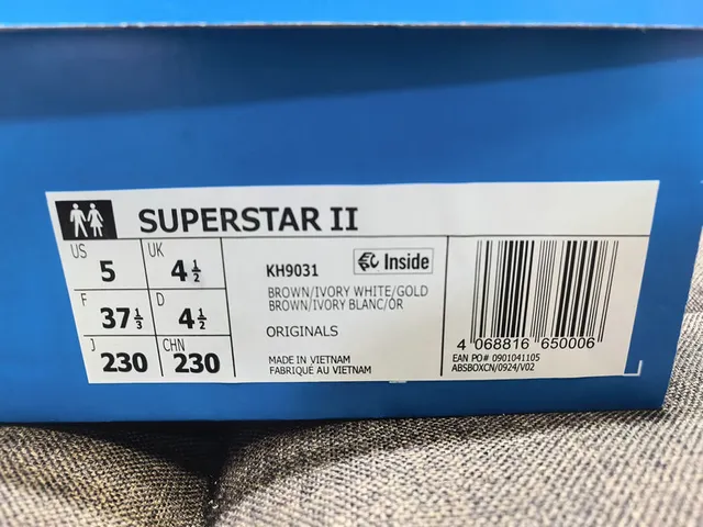 Adidas Brown Blue Giraffe-Print Upper Light Laces Lifestyle Sneakers 2