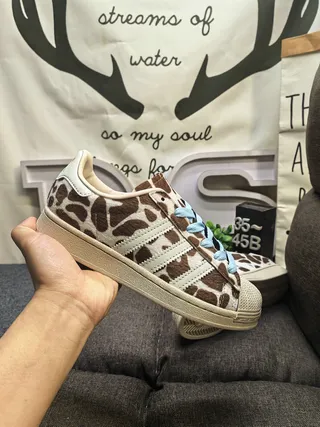 Adidas Brown Blue Giraffe-Print Upper Light Laces Lifestyle Sneakers 5