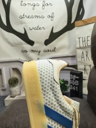 Adidas Gazelle Off-White and Navy Lifestyle Sneakers 3