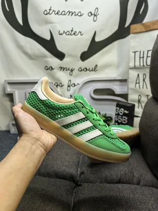 Adidas Gazelle Off-White and Navy Lifestyle Sneakers 15