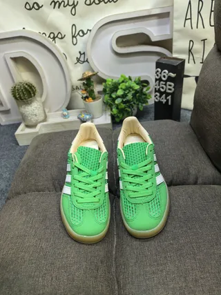 Adidas Gazelle Off-White and Navy Lifestyle Sneakers 20