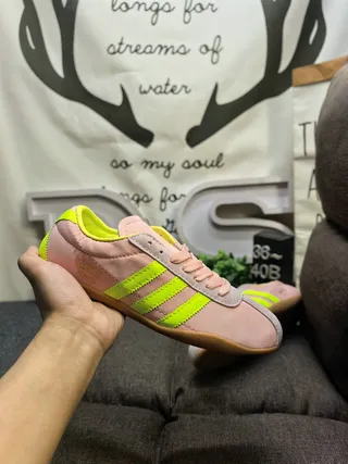 Adidas Green Pink Retro Runner Nylon Upper Lifestyle Sneakers 5