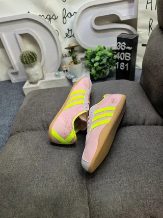 Adidas Green Pink Retro Runner Nylon Upper Lifestyle Sneakers 6