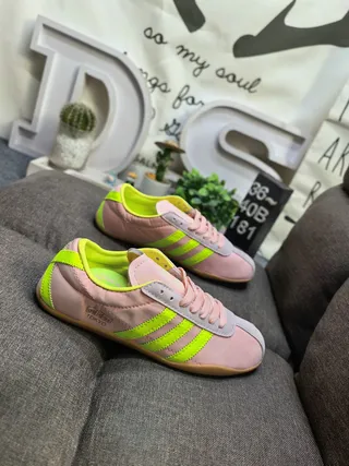 Adidas Green Pink Retro Runner Nylon Upper Lifestyle Sneakers 9