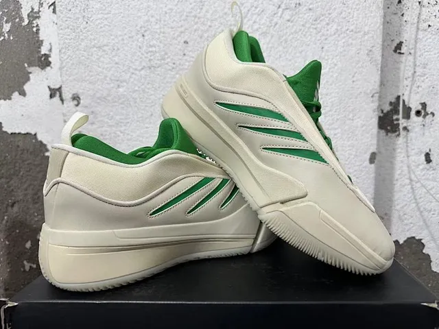 Adidas Lillard 9 Beige Green Sans lacets facile à enfiler construction sculpté multicouche semelle intermédiaire chaussures de basket-ball 2