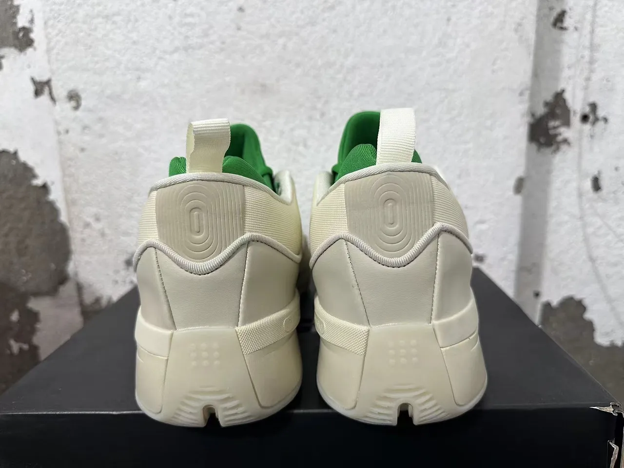 Adidas Lillard 9 Beige Green Sans lacets facile à enfiler construction sculpté multicouche semelle intermédiaire chaussures de basket-ball 3