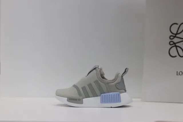 Adidas NMD R1 Black/White Lifestyle Sneakers 12