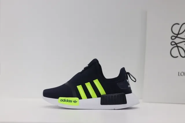 Adidas NMD R1 Black/White Lifestyle Sneakers 13