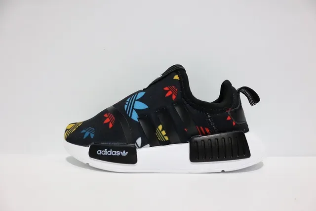 Adidas NMD R1 Black/White Lifestyle Sneakers 24