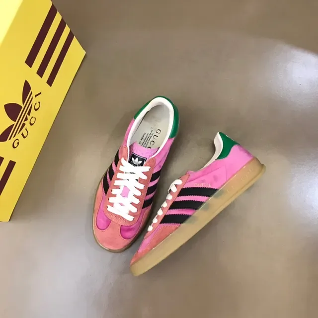 Adidas Chaussures Lifestyle Daim Rose et Noir avec Panneau Latéral de Trois Rayures 7
