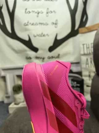 Adidas Pink Red Vibrant Monochrome Upper Three-Tone Stripe Design Running Shoes 3