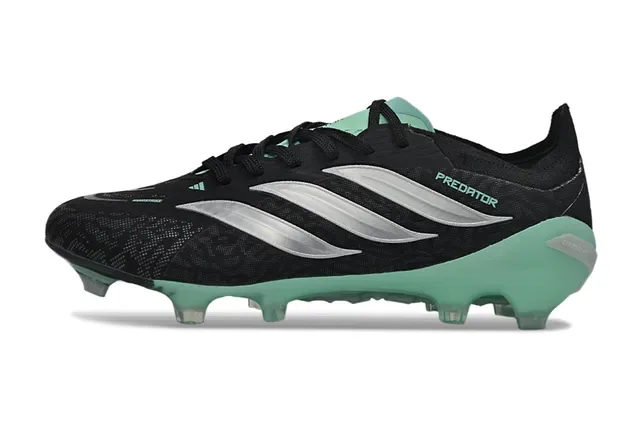 Adidas Predator Noir et Vert Menthe Chaussures de football pour terrain ferme 7