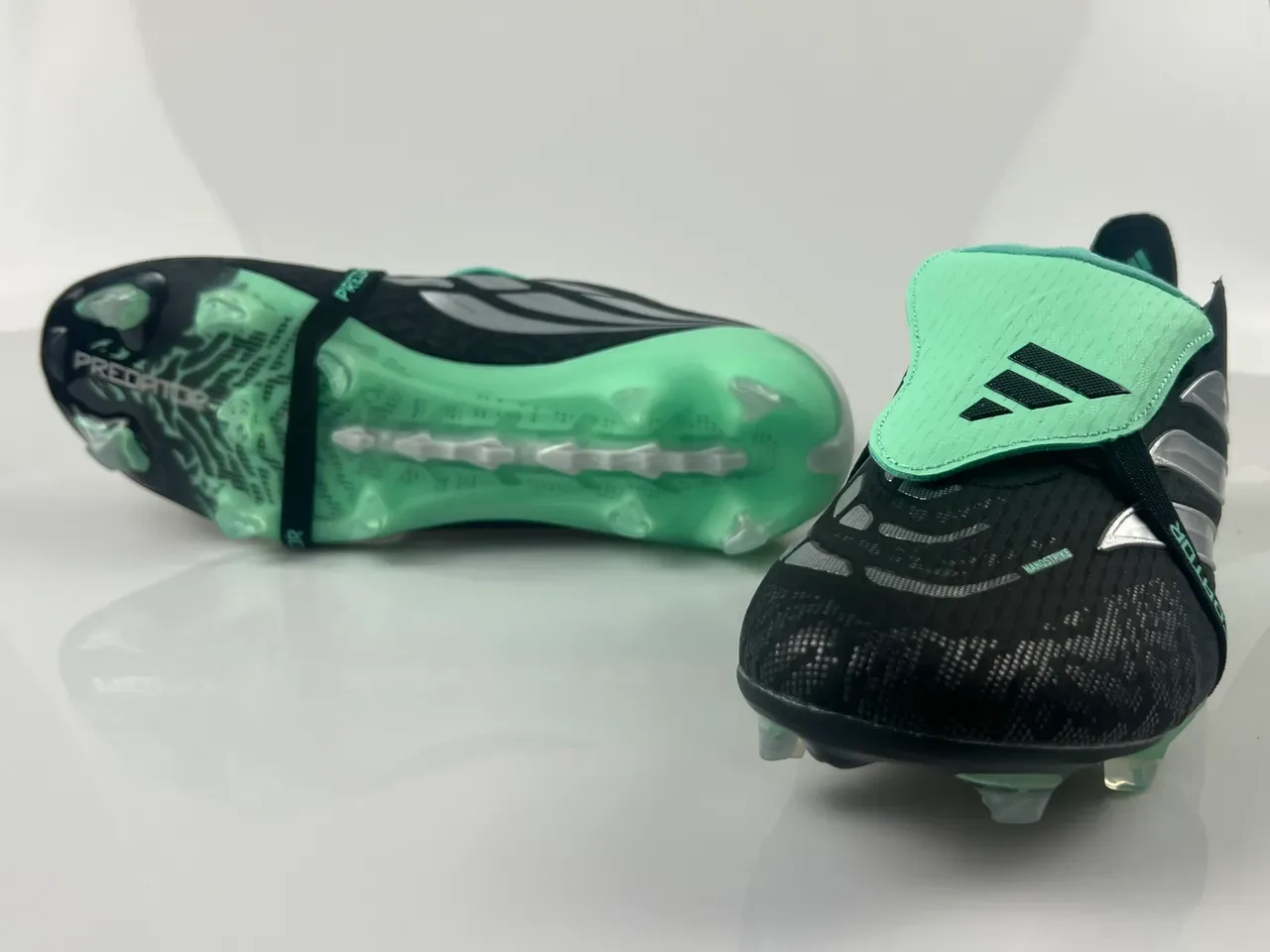 Adidas Predator Noir Vert Sans Lacets Sangle Outsole Translucide Mint Semelle Terrain Ferme Chaussures de Football 9