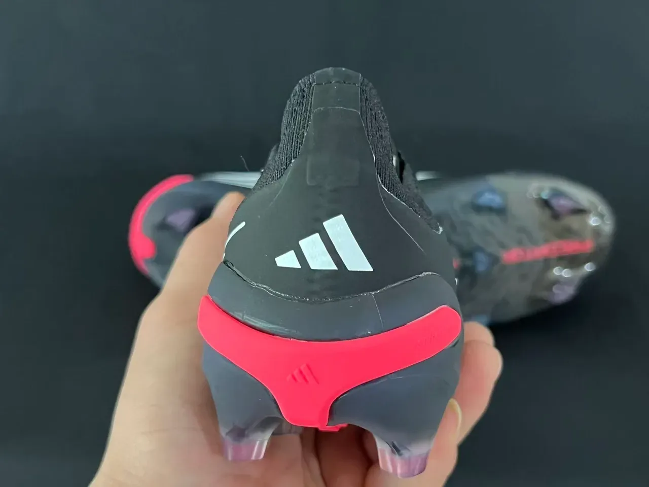 Adidas Predator Preto Branco Vermelho Firm-Ground Tênis de Futebol 3