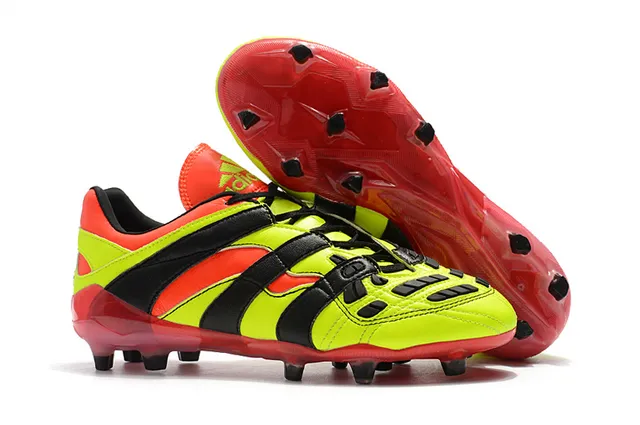 Adidas Predator Sans Lacets Sangle Rouge Noir Blanc Terrain Ferme Chaussures de Football 17