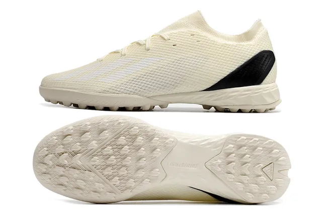 Adidas Predator Tênis de futebol turf laranja e preto com gola de malha ajustável de meia e cadarço assimétrico 10