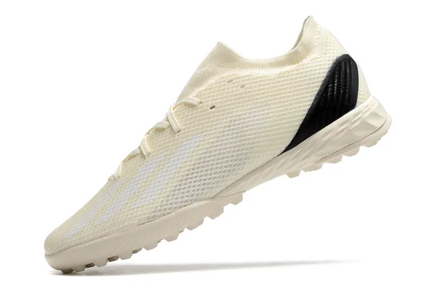 Adidas Predator Tênis de futebol turf laranja e preto com gola de malha ajustável de meia e cadarço assimétrico 12