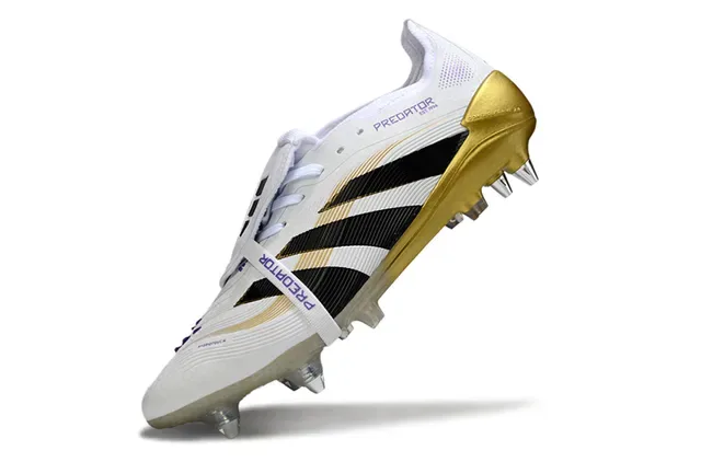 Adidas Predator Bottes de football blanches et dorées basse upper de cage rayé terrain ferme 3