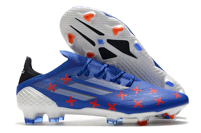 Adidas Red Gold Chaussures de football à coupe basse avec empeine synthétique, cage métallique et semelle pour terrain ferme 15