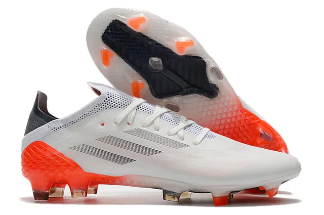 Adidas Red Gold Chaussures de football à coupe basse avec empeine synthétique, cage métallique et semelle pour terrain ferme 17