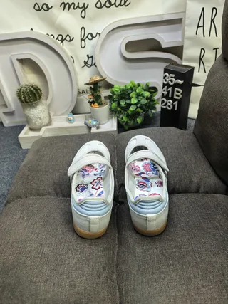 Adidas Samba Beige Blue Laceless Mary Jane Strap Three-Stripe Side Panel Lifestyle Sneakers 8