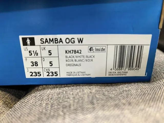 Adidas Samba Black and Off-White Lifestyle Sneakers 2