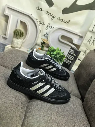 Adidas Samba Black and Off-White Lifestyle Sneakers 9