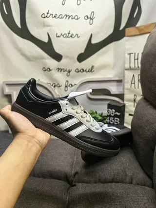 Adidas Samba भूरी बहुरंगी जिराफ प्रिंट एक्सेंट चमड़ा लाइफस्टाइल स्नीकर 15