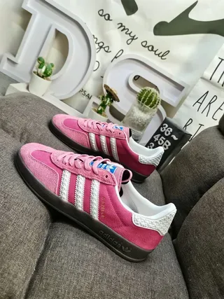 Adidas Samba OG Blue and White Lifestyle Sneakers 17