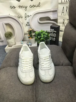 Adidas Samba OG Off-White Lifestyle Sneakers 10