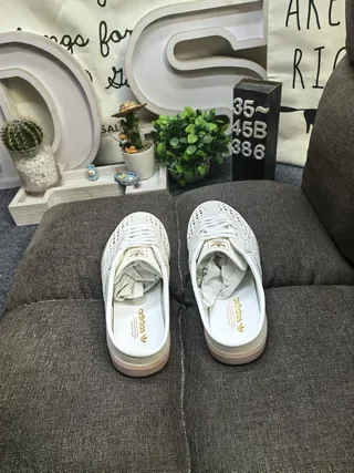 Adidas Samba Perforated Cream Slip-On Lifestyle Sneakers 8