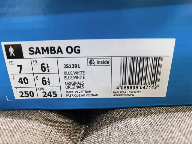 Adidas Samba White and Blue Lifestyle Sneakers 2