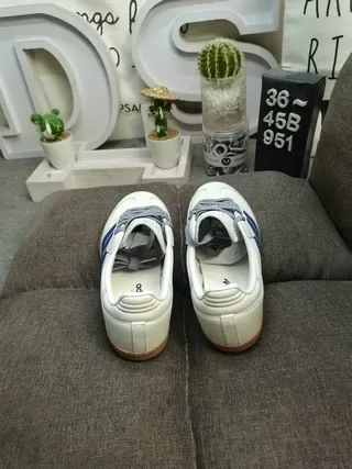 Adidas Samba White and Navy Lifestyle Sneakers 8