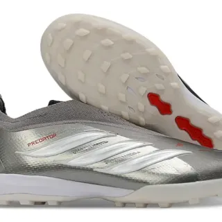 Adidas Plata Rojo Metálico Sintético Superior Franja Blanca Tres Rayas Superposición Césped